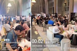 沃格尔：阿祖布克今天会有出场机会 他的身高能对上萨博尼斯